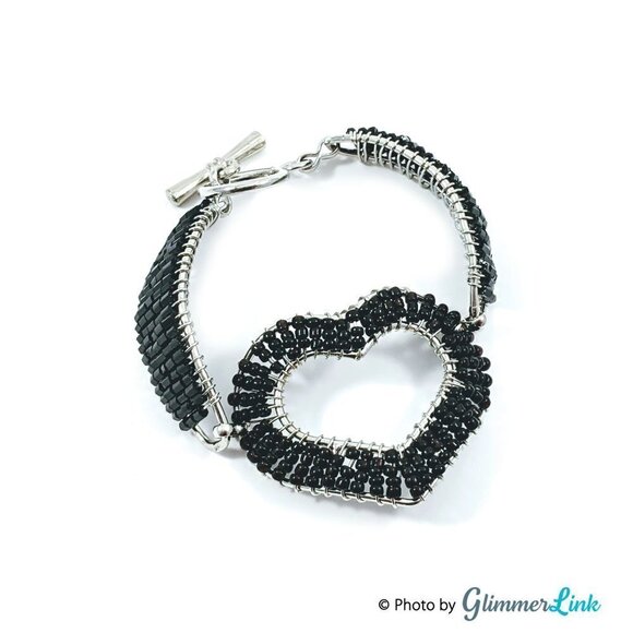 Wire Wrapped Seed Bead Heart Toggle Bracelet - Picture 1 of 10